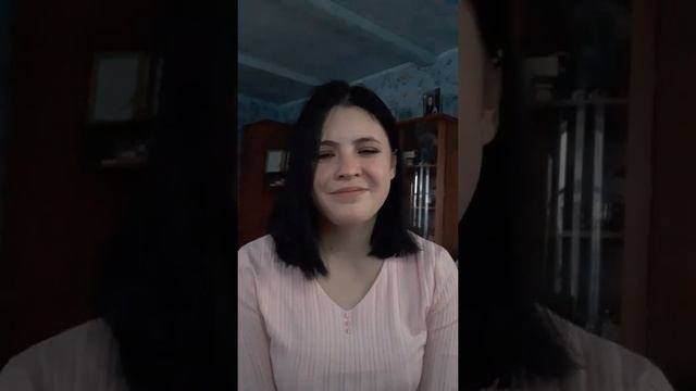 Мальвина Матрасова «Девочке три, она едет у папы на шее», Читает Гульназ Утяганова смотреть онлайн