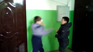 Как ушатать пацана если он сильнее тебя