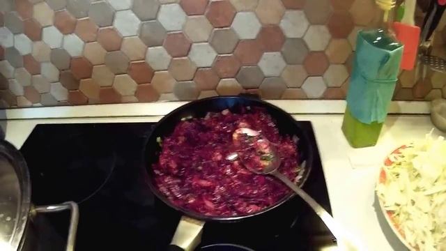 УКРАИНСКИЙ БОРЩ смотреть онлайн