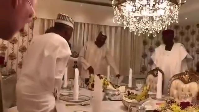 President Buhari Host Bill Gates And Aliko Dangote In Aso Rock смотреть онлайн