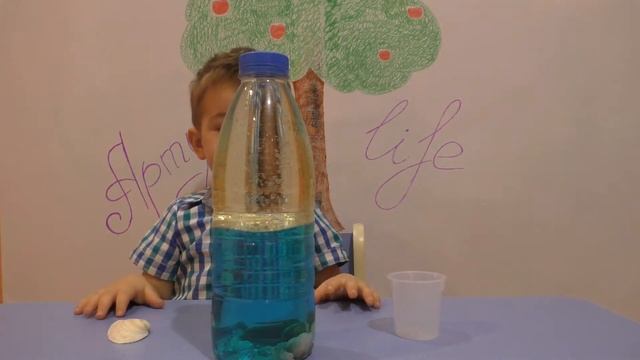 Лайфхак: Море в Бутылке Своими Руками! смотреть онлайн