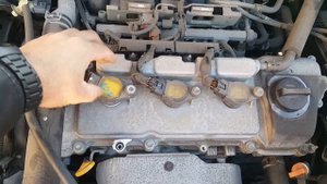HOW TO REPLACE IGNITION COIL # 2   TOYOTA SIENNA 2006