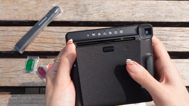 ?UNBOXING Fujifilm INSTAX SQ6 //first film with double exposure! 即影即有相機開箱分享｜EMI WONG смотреть онлайн