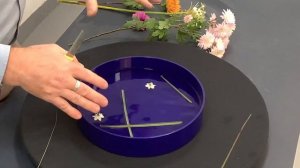 How To Make A Floating Flower Design