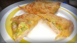 Куриные отбивные запеченные с кабачками и сыром / Вкусная курочка для всей семьи!
