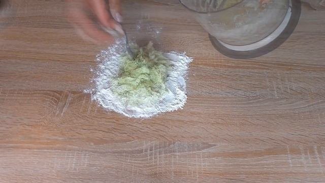 Сырные палочки. Быстро готовятся, моментально съедаются./Cheese Sticks