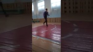 Неудачные попытки девок прыгать через козла