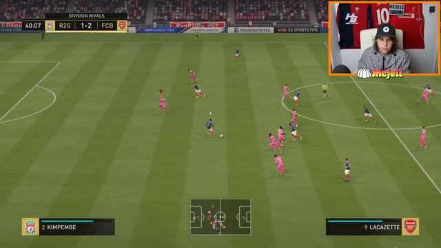 INSANE 150K-200K HYBRID SQUAD BUILDER!!! | FIFA 19 SQUAD BUILDER смотреть онлайн