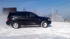 Toyota Kluger 4x4 drift(дрифт на полноприводном авто)