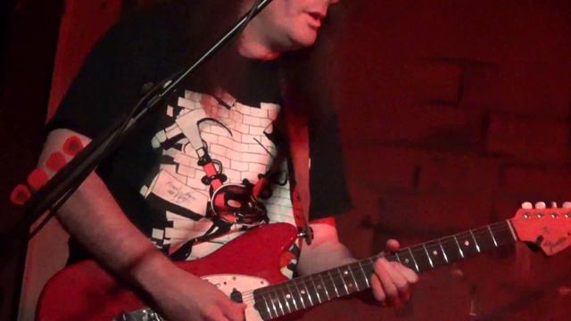 Умка и Новый Состав - Бензоколонка смотреть онлайн