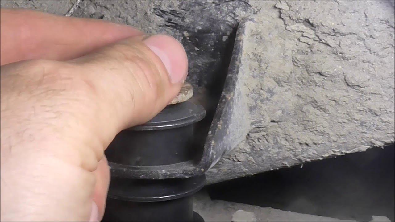 Тойота Сурф. Замена задних стоек стабилизатора. SURF KZN 185