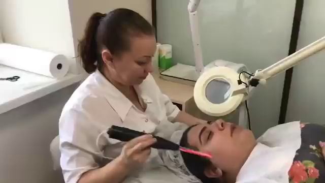 А кто вы у косметолога ? ?? Лично я болтушка ?