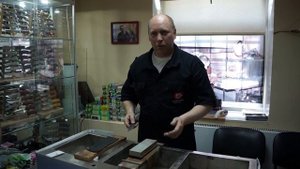 Как заточить ножи на водных камнях 1/2