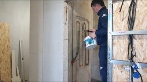 Теплая стена и пол в ванной. Ремонт в новостройке. (Видео 4)