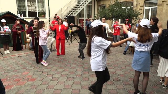 Студенты филиала ДГУ в г.Дербент посетили Дом-интернат для престарелых и инвалидов "Дербент" смотреть онлайн