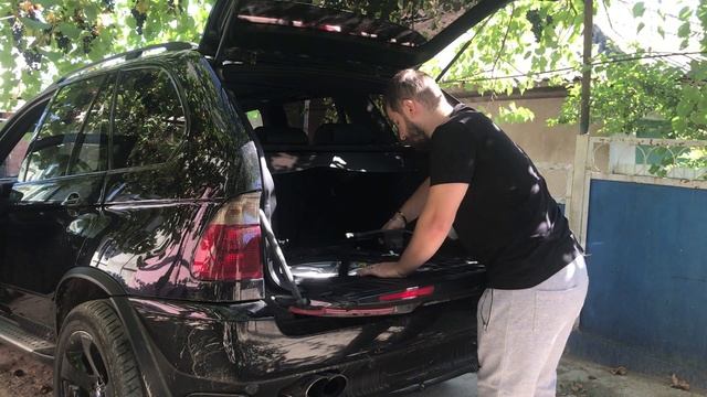 ЧТО ДЕЛАТЬ если разрядился акб на БМВ х5 е53? Как попасть с BMW X5 e53 по глупости?! смотреть онлайн