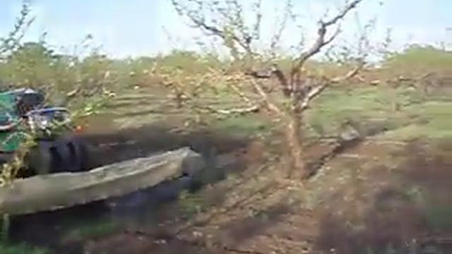 Внесение гербицида в саду смотреть онлайн