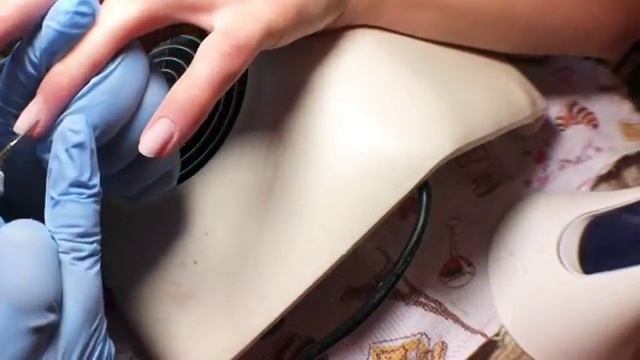 Аппаратный маникюр в Удине || Dry manicure a Udine (Italia). Estetista russa смотреть онлайн