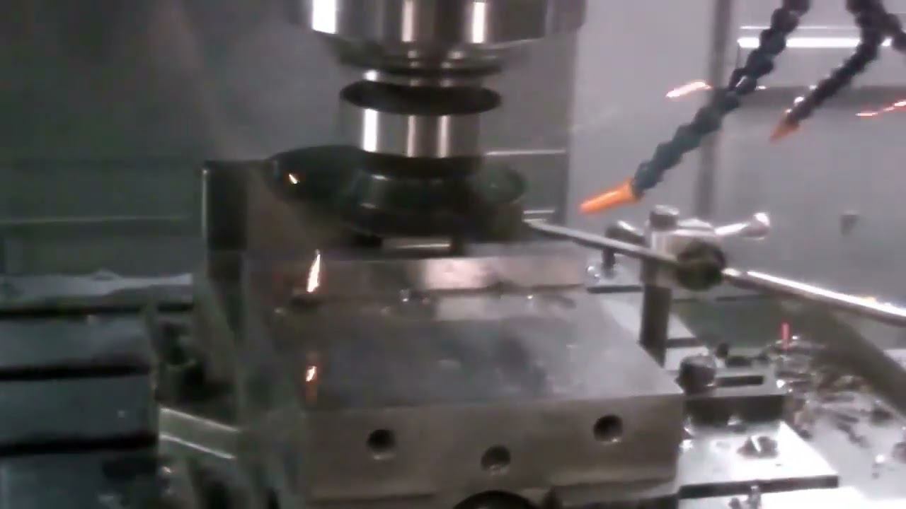 Фрезерные обрабатывающие центры Pinnacle серии QV