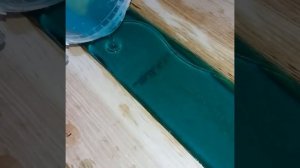 Epoxy #1. Заливка эпоксидной смолы. Делаем стол в домашних условиях.