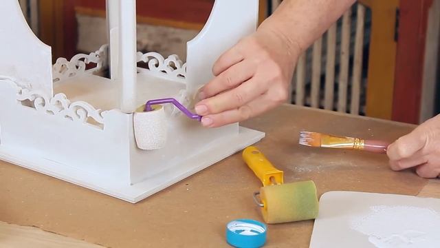 Pintura branca laqueada em móveis / Lacquered white paint on furnitures {with subtitles} смотреть онлайн