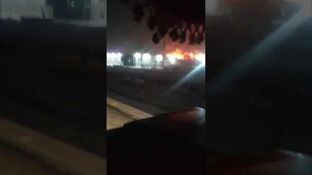 ⚡️Wildberries подтвердил возгорание своего склада в Шушарах под Петербургом, люди эвакуированы

МЧС