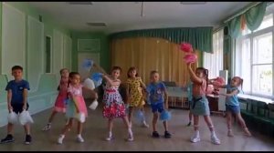 Флешмоб ко Дню флага России. МАДОУ "Детский сад №48" г. Северск - 2021