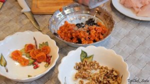 Рецепт КУРИНЫХ РУЛЕТИКОВ с курагой и черносливом