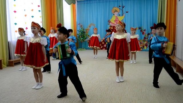 танец 