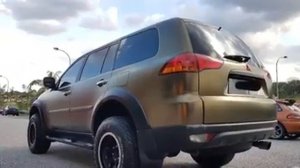 PAJERO SPORT SATIN BOND GOLD