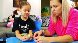 Амелька сделала Крутой СЛАЙМ! Делаем сами, надуваем и заливаем Слайм в ванной! Амелька Карамелька