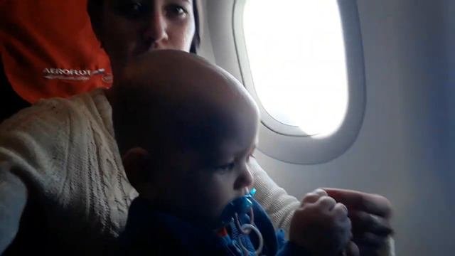 ПЕРЕЛЕТ С РЕБЕНКОМ 1 ГОД/омск-анапа/первый полет на самолете