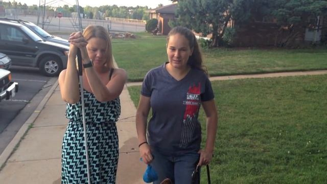 How a Blind Person Uses a Guide Dog смотреть онлайн