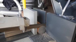 Ленточная пила по металлу, первый пуск.