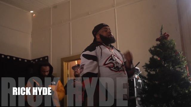 MARK EXOTIC ROOTS BIRTHDAY CELEBRATION смотреть онлайн