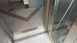 Панорамный лифт КМЗ на наземном переходе адрес г.Москва ост.Бережковсковская Набережная Д.8