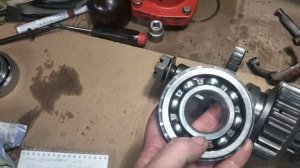 Номера и размеры всех подшипников коробки переключения передач трактора Т-25.