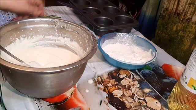 Нежные, красивые кексики//Испытываем форму и штатив. смотреть онлайн