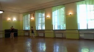 Экзамен по классическому танцу в 7 классе (3 год обучения). Педагог -- Коваленко Ева Игоревна.
