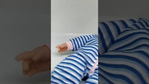 Мягкотелый пупс издает звуки мама,папа, смеётся, плачет