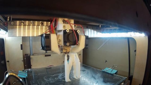 Печать фигурки на 3D принтере h-bot смотреть онлайн