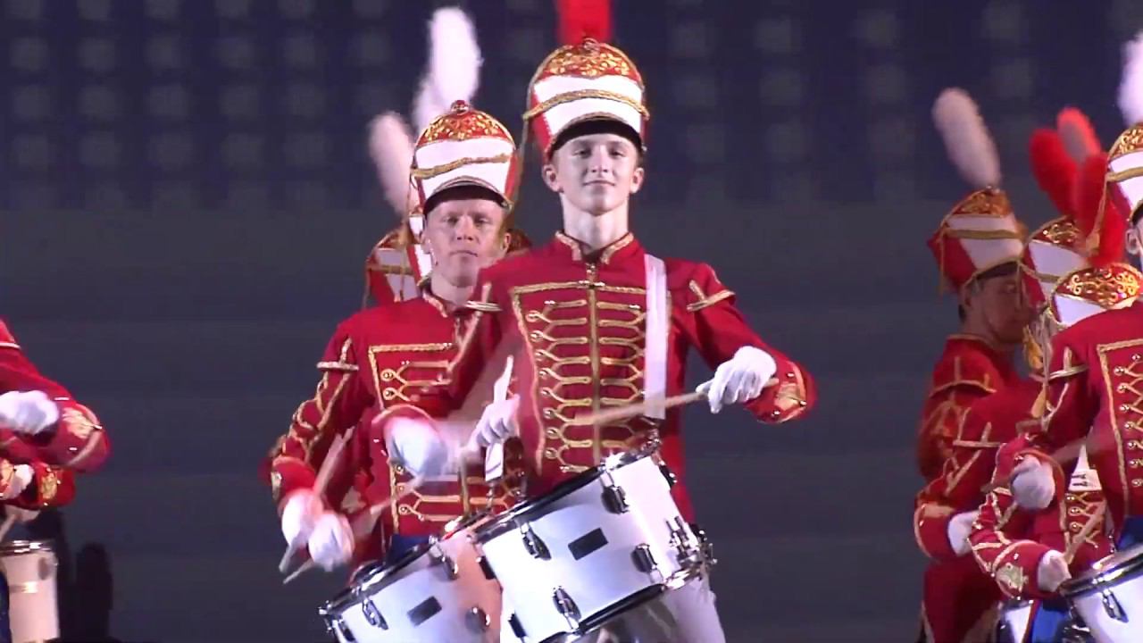 Гусарский марш (Барабанное шоу) смотреть онлайн
