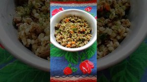 Каша перловая с тушенкой.