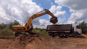 Подробнее о гусеничном экскаваторе JCB JS 240 LC