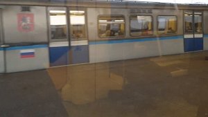 Поездка по Бутовской линии Московского метрополитена на 81-760