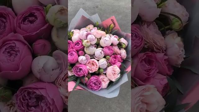 Букет цветов №43 из пионовидных роз Misty Bubbles, Bombastic, Blossom Bubbles смотреть онлайн