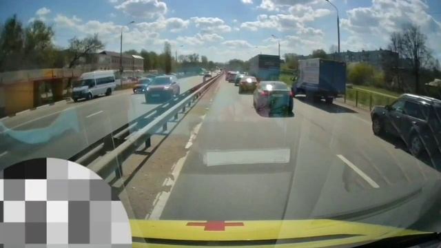 ##СКОРАЯ ПОМОЩЬ.# Кругом пробки... Прорываемься ... время в пути 1.30 минут ехать 150 км смотреть онлайн