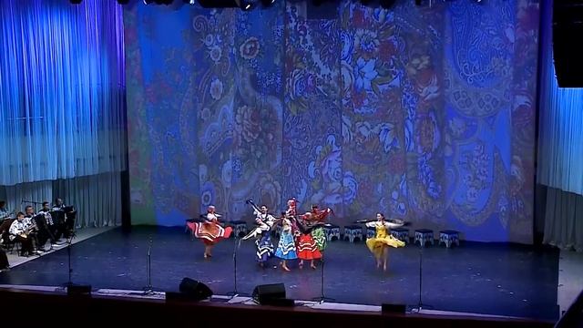 «ТАНЕЦ С ПЛАТКАМИ» смотреть онлайн