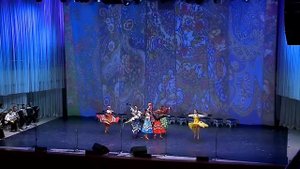 «ТАНЕЦ С ПЛАТКАМИ»