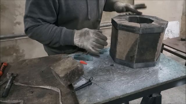 Надежный переносной горн плавильня. Часть первая смотреть онлайн